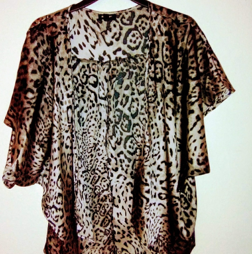 Miss Avenue Leopard Cardigan
